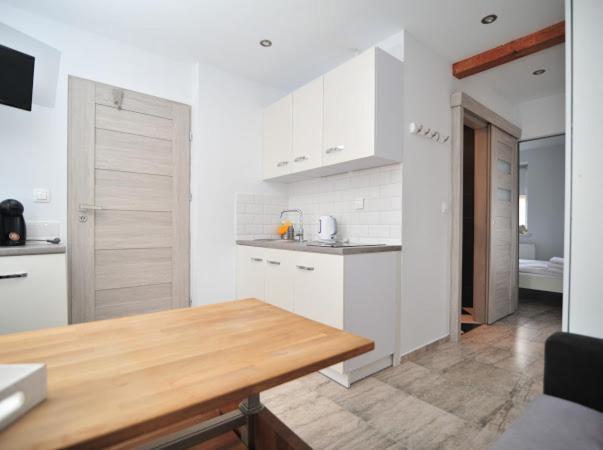 Bernardo Apartment *